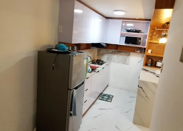 2br 2ba Cozy Rizal *